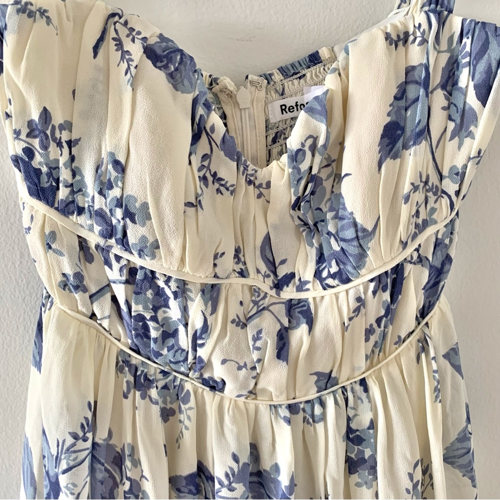 NWT Reformation Jayde Dress in Lupine - Picture 6 of 11